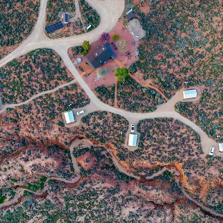 Отель Basecamp 37° Канаб Экстерьер фото