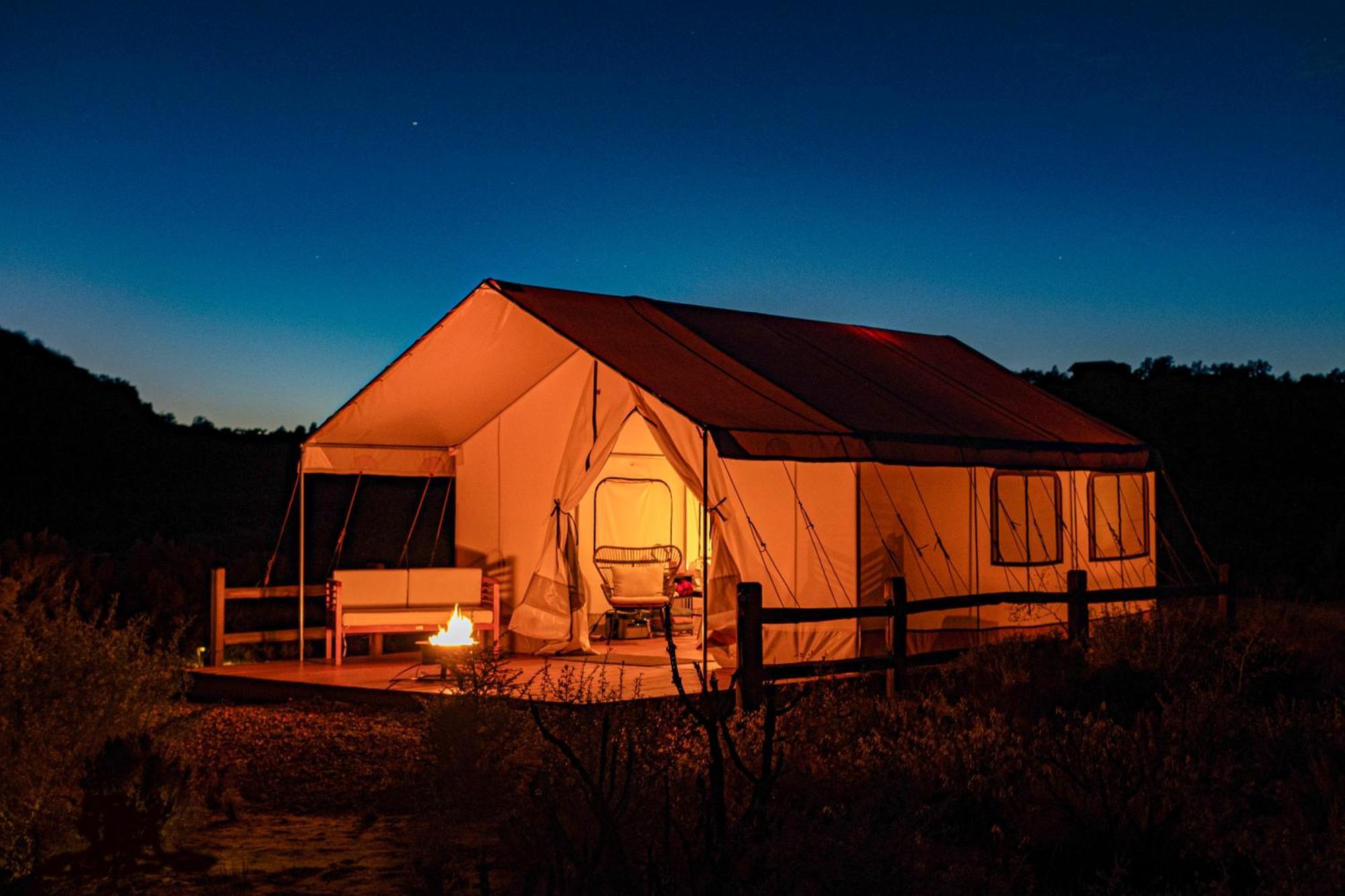 Отель Basecamp 37° Канаб Экстерьер фото